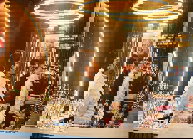 Tigers SOU And Drink Command 35